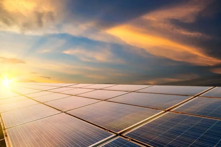 Solar energy green tech